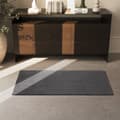 Miniatyrbillede 3 af 11: Kortluvet tæppe Soft Zone - anthrazit,80 x 150 cm