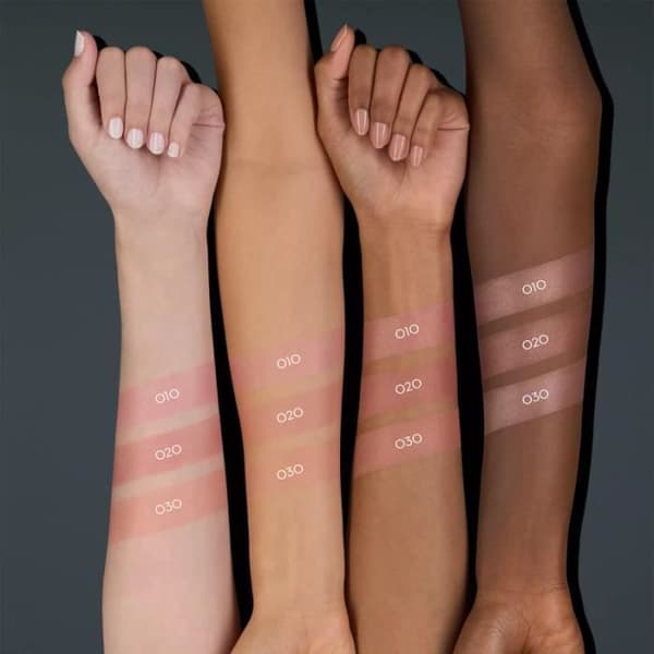 Blush - CATRICE - AirBlush Glow Blush Powder - Rosy Love - Lätt konsistens - Naturlig finish
