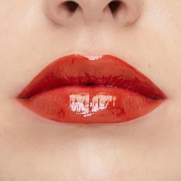 MAYBELLINE New York Green Edition Color & Moisture Lip Melter - 10 Sandelträ