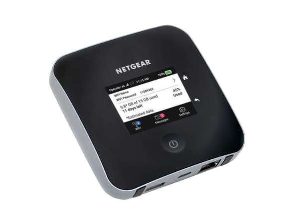 NETGEAR Nighthawk M2 Mobile Router - Mobilsone - 4G LTE Advanced - 1 Gbps - 1GbE, Wi-Fi 5