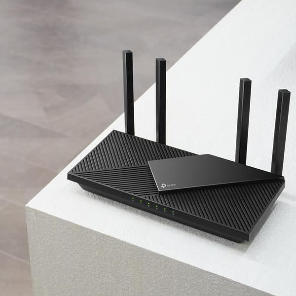 TP-Link Archer AX3000 -reititin, jossa on monigigabittinen Wi-Fi 6 -verkko, jossa on 2,5 G:n portti