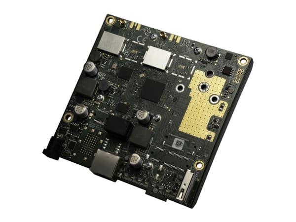 MikroTik RouterBOARD L11UG-5HaxD - Trådløs ruter 1GbE - Wi-Fi 5, Wi-Fi 6 - 5 GHz - intern