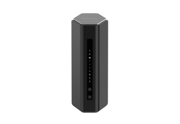 NETGEAR Nighthawk RS500 - Trådløs ruter - inntil 3000 kvadratfot 4-portssvitsj - 1GbE, 2.5GbE, Wi-Fi 7 Multibånd