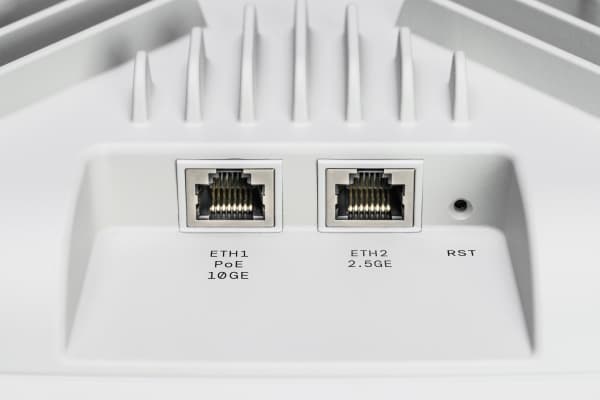 LANCOM LX-7300 - Trådløst tilgangspunkt - Wi-Fi 7, 2.5GbE, 10GbE - Wi-Fi 7, Bluetooth - 2.4 GHz, 5 GHz, 6 GHz - skystyring - vegg/tak-monterbar (en p