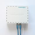 Pikkukuva 4 / 5: Mikrotik RB750GR3 langallinen reititin Gigabit Ethernet turkoosi, valkoinen