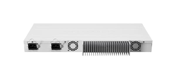Mikrotik CCR2004-1G-12S+2XS router Totalt antal Ethernet-portar: 13; Arkitektur: ARM 64-bitars; CPU-kärnor: 4