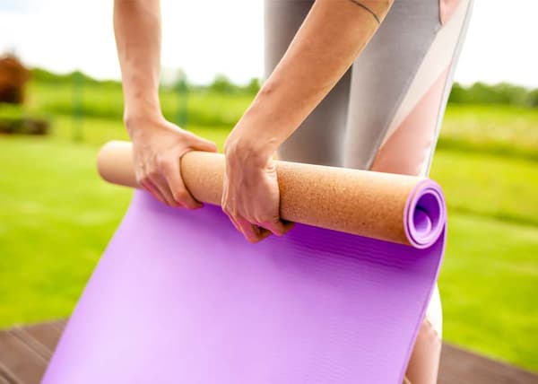 MASTER Yoga 4 mm træningsmåtte - 183 x 61 cm (kork - lilla)