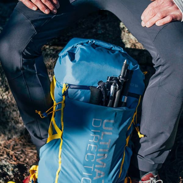 ULTIMATE DIRECTION FASTPACK 30 Fog