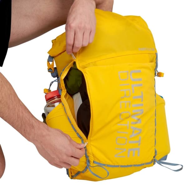 ULTIMATE DIRECTION FASTPACK 20 Yellow