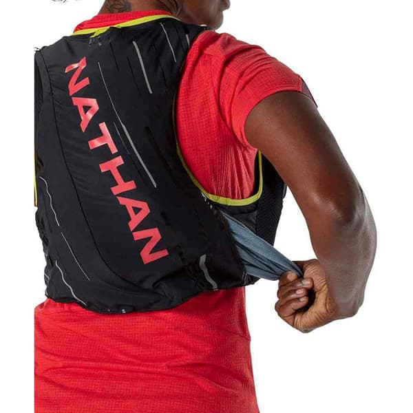 Nathan Hydreringsväst Pinnacle 4l Svart XL