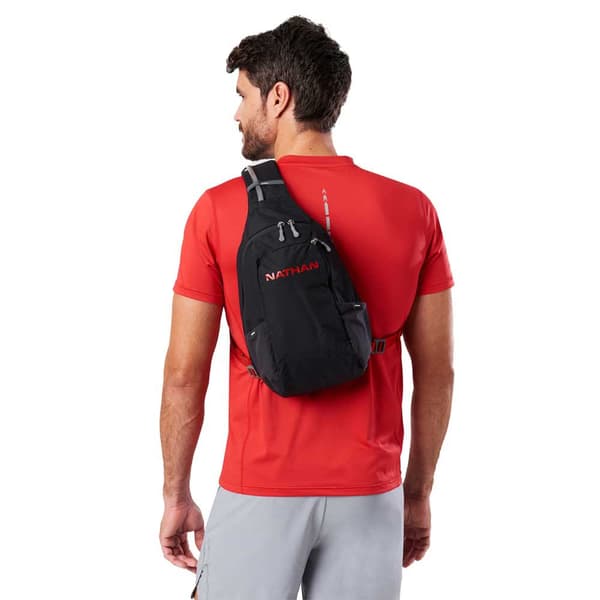 Nathan Run Sling 8l Hydreringsväst Svart