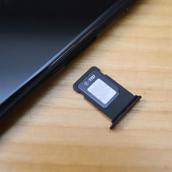 iPhone 8 Svart SIM-kortfack - Ersättningsadapterfack
