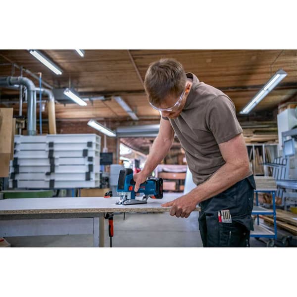 Bosch Professional Nyckelhålssåg Gst 18v-155 Silver