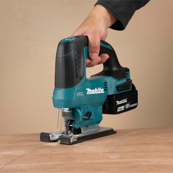 Makita Nyckelhålssåg Djv184z Silver