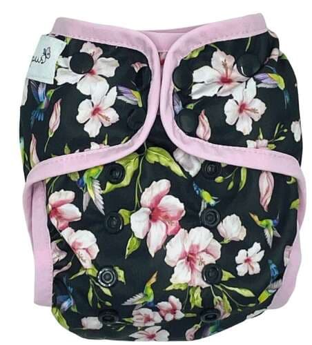 Hummingbirds wrap med piping OS 7-16kg