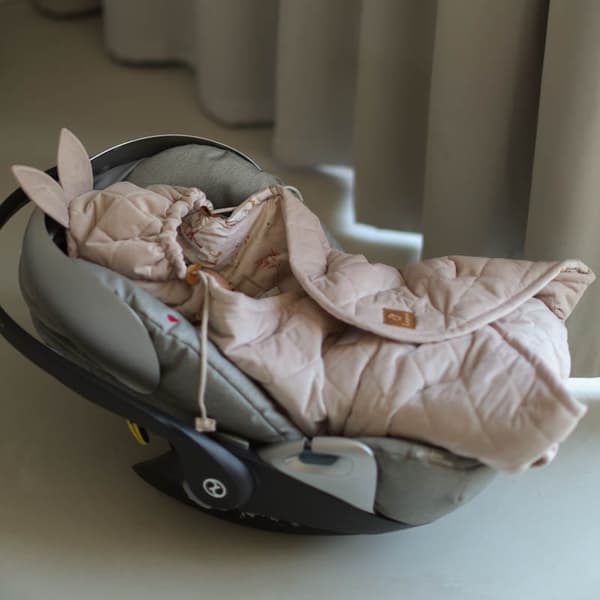 Bilsædebetræk - Kaniner, beige