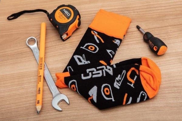 NEO TOOLS NEO TOOLS VÄRILLISET SUKAT, KOKO 43-46