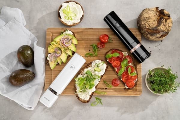 ZWILLING Enfinigy, salt- og pepperkvernsett, svart, hvit, keramikk, plast, pepper, salt, li-ion, 48 mm