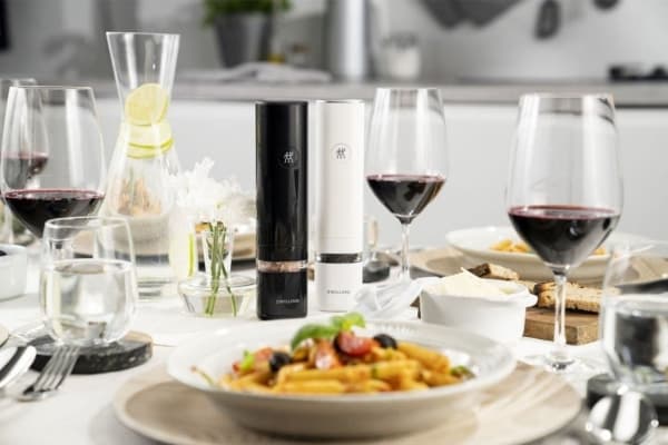 ZWILLING Enfinigy, salt- og pepperkvernsett, svart, hvit, keramikk, plast, pepper, salt, li-ion, 48 mm