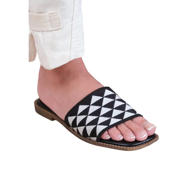 Where's That From Womens/Ladies Sycamore Textured Single Strap Flat Sandals