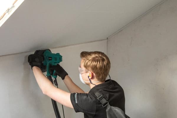 VONROC Excentersliber - 750W | 180mm | Til gipsvægge - gulve | Inkl. Tilbehør og sandpapir 8 stk.