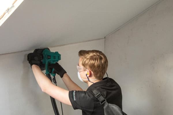 VONROC Excentersliber - 750W | 180mm | Til gipsvægge - gulve | Inkl. Tilbehør og sandpapir 33 stk.