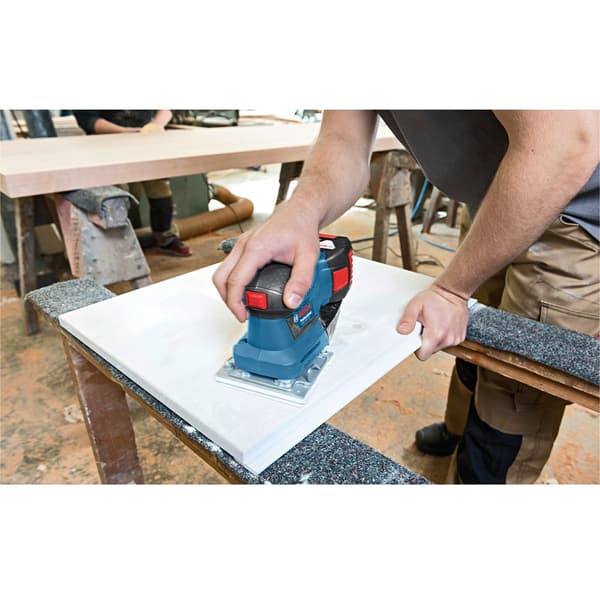 Bosch Professional Trådløs Orbital Gss 18v-10 Blå