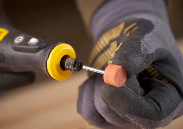 Multisliber minigravør batteridrevet V20 STANLEY FATMAX SFMCE030B-XJ BODY