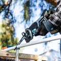 Miniatyrbild 4 av 5: Cecotec Electric sabre saw with 20 V and 2000 mAh battery, 3000 rpm no-load speed, cutting depth: 100 mm in wood, 10 mm in aluminium, 8 mm in metal,