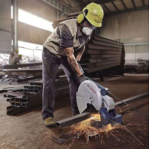 Metallbandsåg - BOSCH - GCO 14-24 J Professional - 2400 W - 65 mm kapdjup