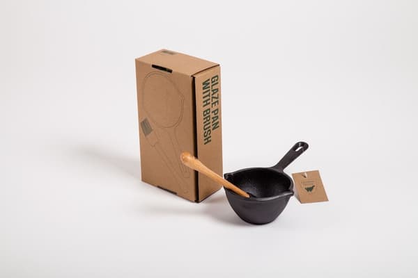 Orrefors Hunting Glaze Pan i gjutjärn, inkl. pensel, svart