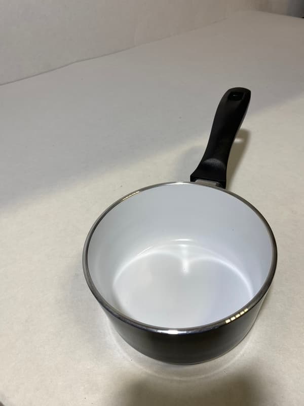 Keramiska kastruller, kit bestående av 1L, 1,9 L och 4,2 L