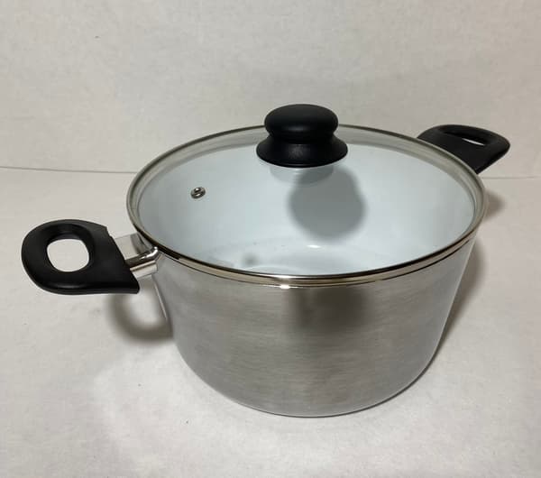Pans 1.9 L and pot 4.2 L, with ceramic coating & glass lid