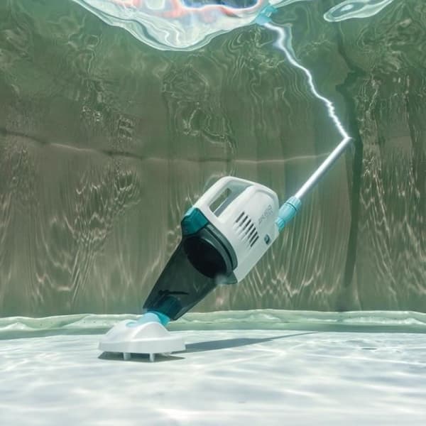 INTEX ZR100 pool- och spa-rengörare - Batteritid 50 minuter - USB-laddare + 2 utbytbara borstar ingår