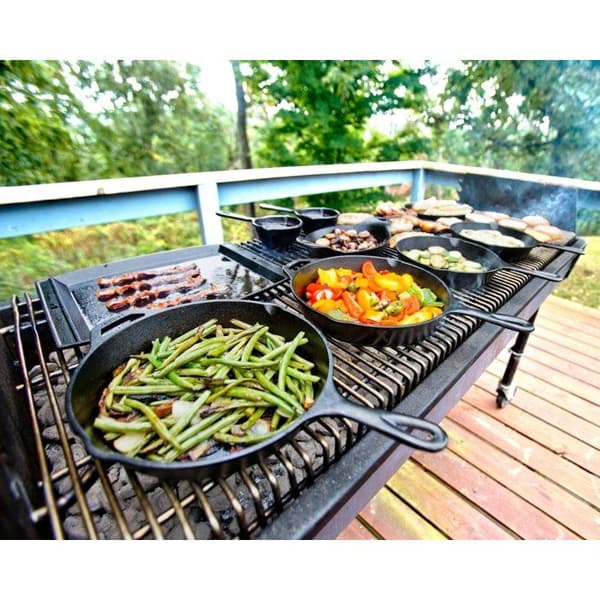 Lodge | Naturlig gjutjärn stekpanna 30cm | Alla värmekällor inklusive ugn, induktion, bbq | Tillverkad i USA | PFA fri