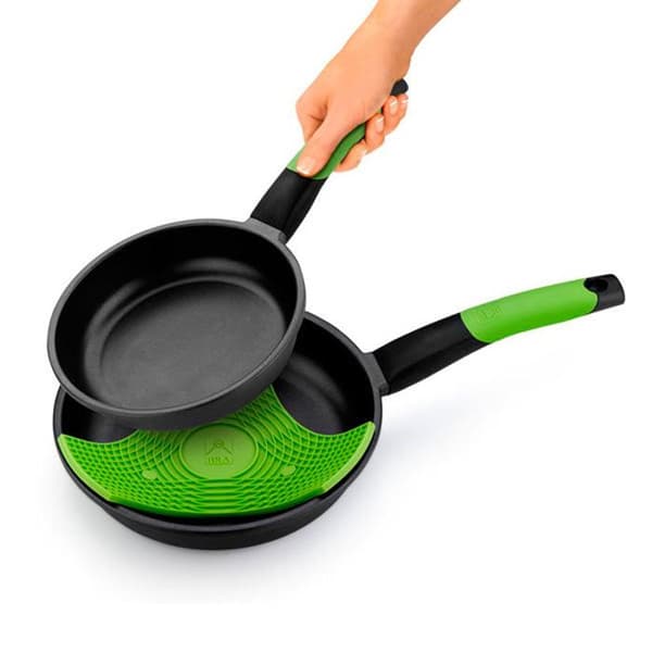 Stekpannesar - Isogona - A121461 - Smält aluminium - Non-stick - 20 och 24 cm