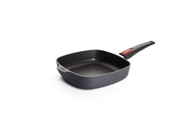 Woll - 1624DPI - Diamond Lite Fyrkantig panna i induktivt gjutjärn 24 x 24 cm Höjd 5,5 cm Kompatibel med alla värmekällor Antracit