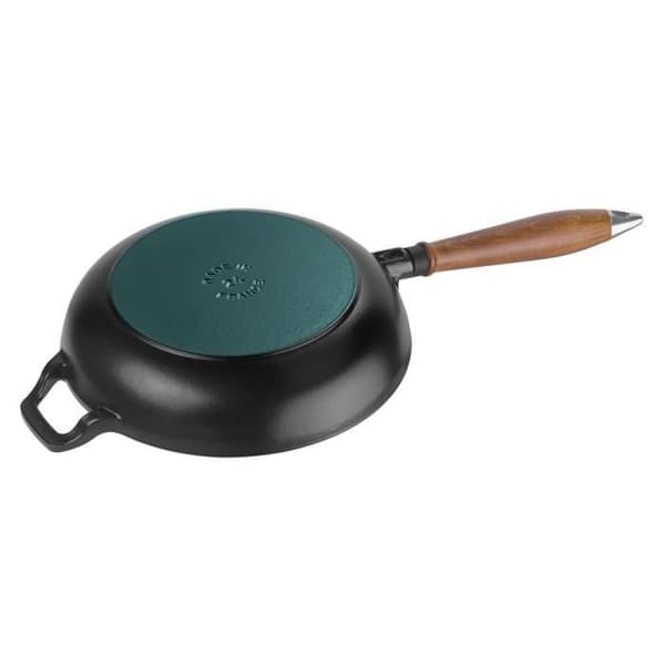 STAUB - Stekpanna i gjutjärn, 24 cm, Trähandtag, Svart