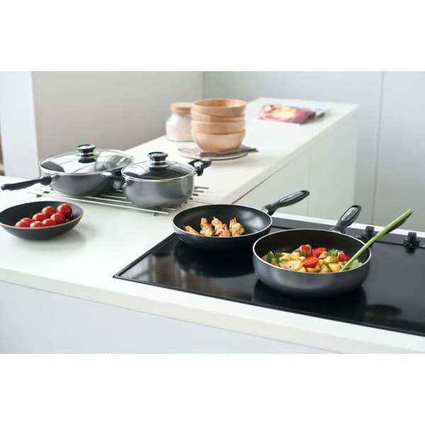BEKA - 13077204 - PRO INDUC ATHRACITE 20 CM ALUMINIUM SPIS - VÅFFELBELAGD INTERIÖR - ALLA VÄRMARE + INDUKTION