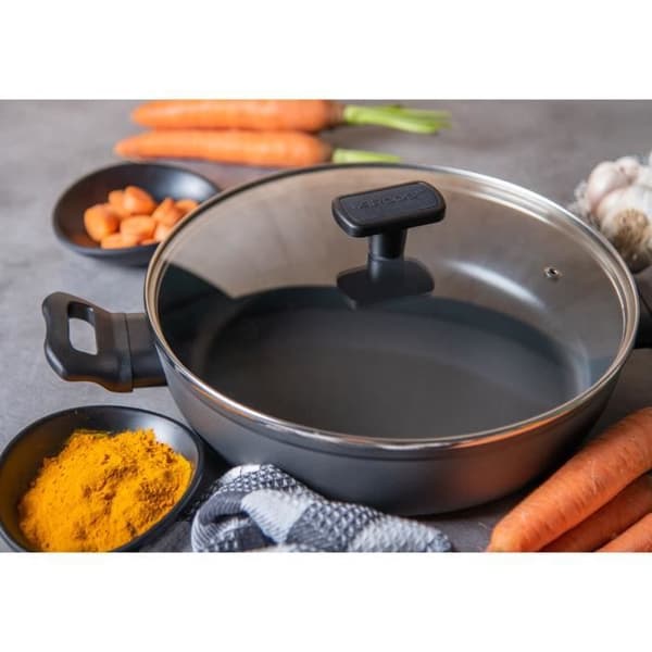 ARCOS Kaula - Stekpanna med Non-Stick Beläggning i Smedat Aluminium med Glaslock (28 mm)