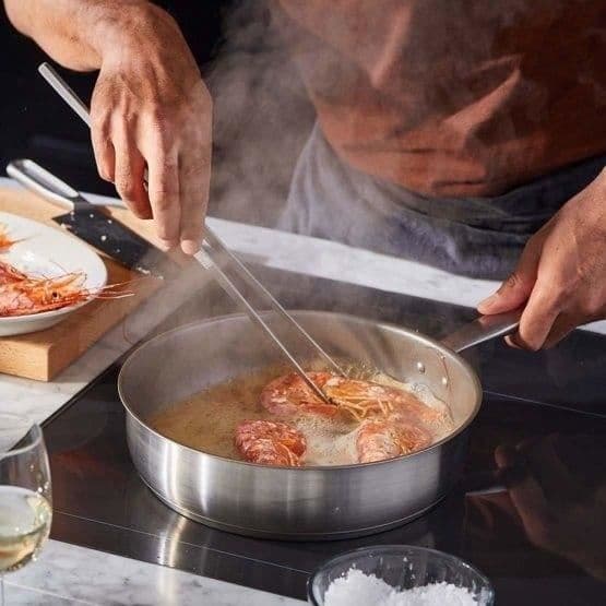 Fiskars Sautépanna med lock, Ø 26 cm, Lämplig för alla värmekällor inklusive induktion, All Steel - 6424002014935
