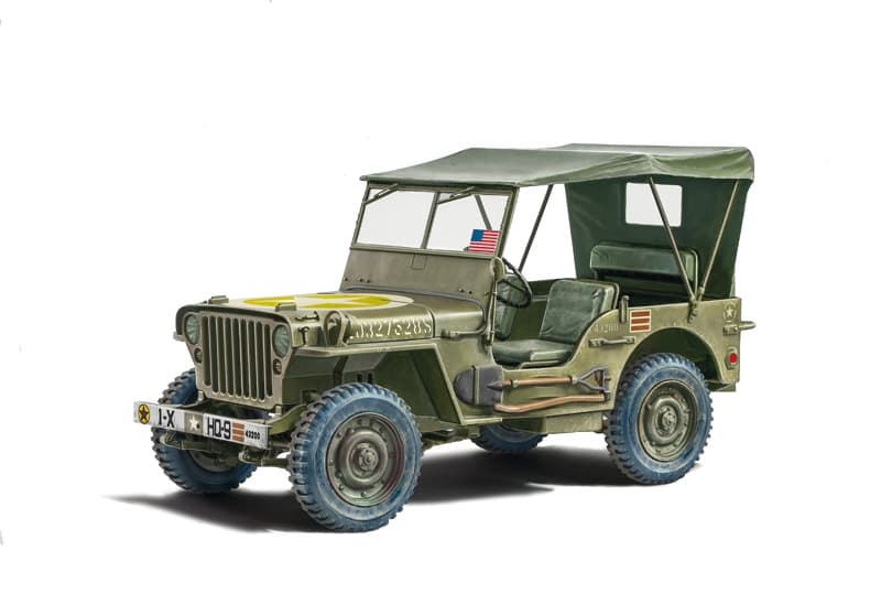 ITALERI 1:24 - Willys Jeep MB 80-årsjubileum