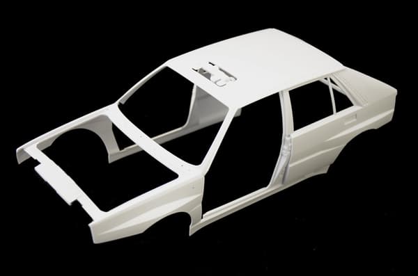 ITALERI 1:12 - Lancia Delta HF integrale 16v