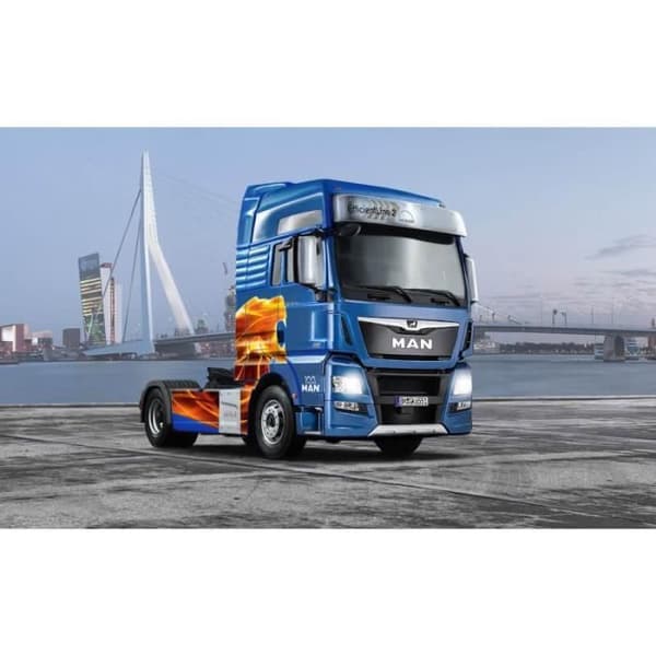 Lastbilsmodell - Man TGX XXL D38 - Längd 25,7 cm - Svårighetsgrad 4