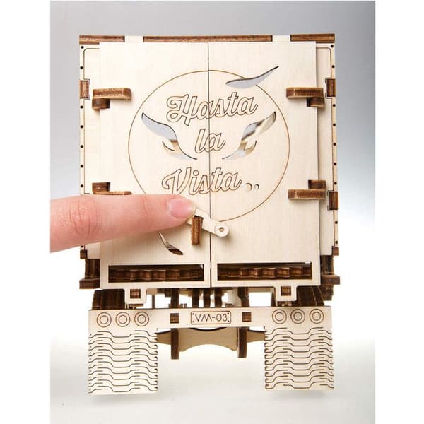 UGEARS Heavy Boy Truck träpussel - 138 bitar - från 14 år och uppåt - Monteringstid 60-180 min