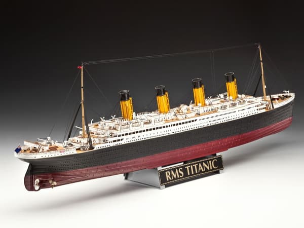Revell 1:400 - Titanic 100-årsjubileum