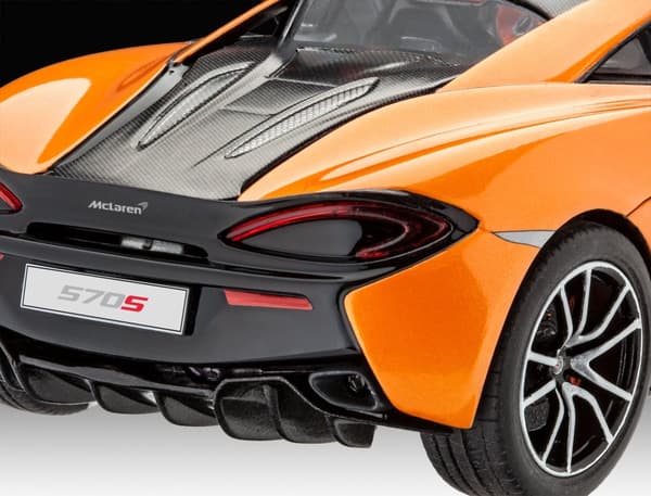 Revell 1:24 - McLaren 570S