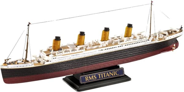 Revell 1:700/1200 - RMS Titanic 2 Pack