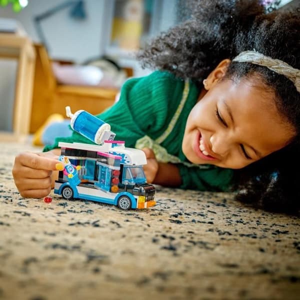 LEGO® City 60384 Penguin's Granite Truck Leksaksbil, 5 år, med minifigurer