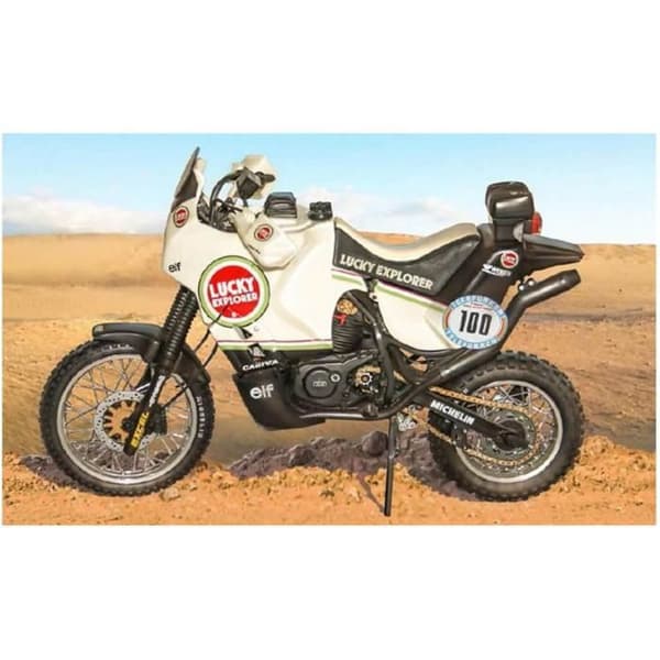 Motorcykelmodell - ITALERI - Cagiva Elephant 850 Dakar 1987 - Skala 1/9 - Unik färg